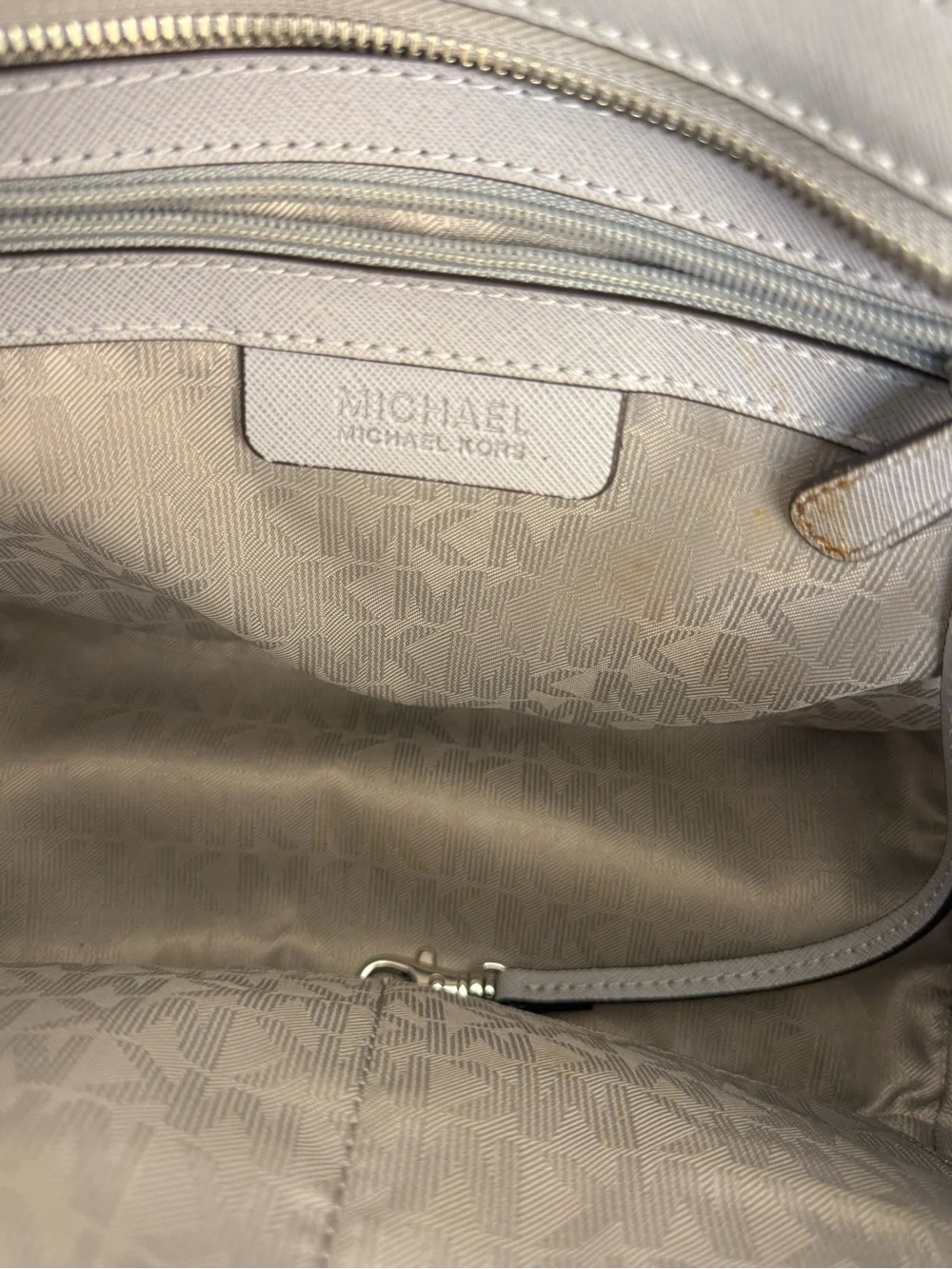 Michael Kors Selma Medium Pearl Grey Saffiano Leather Satchel